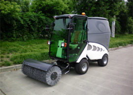 TY16DSQS小型柴油清扫机5.jpg TY16DSQS小型柴油清扫机5.jpg